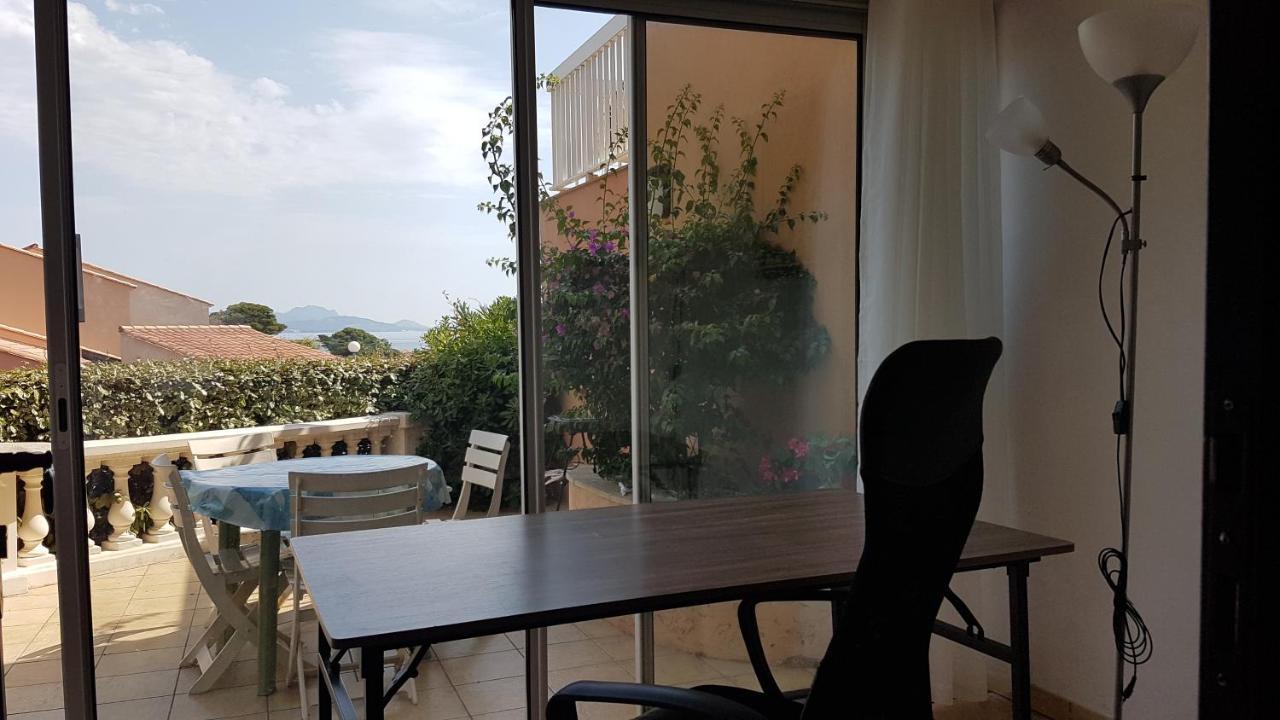 Logement Calme Proche Mer, 4 Personnes, St Aygulf Frejus Bagian luar foto